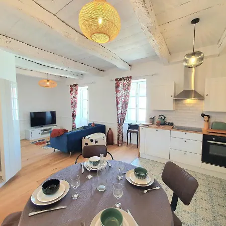 Cosy En Coeur De Bourg 公寓 *